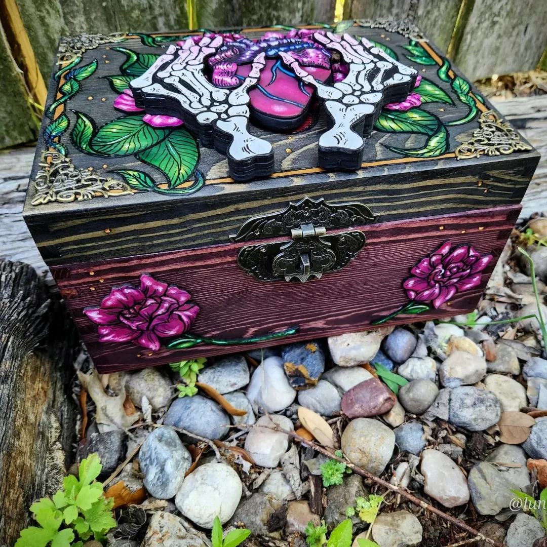 Heart and Skelly hands Hidden Key box