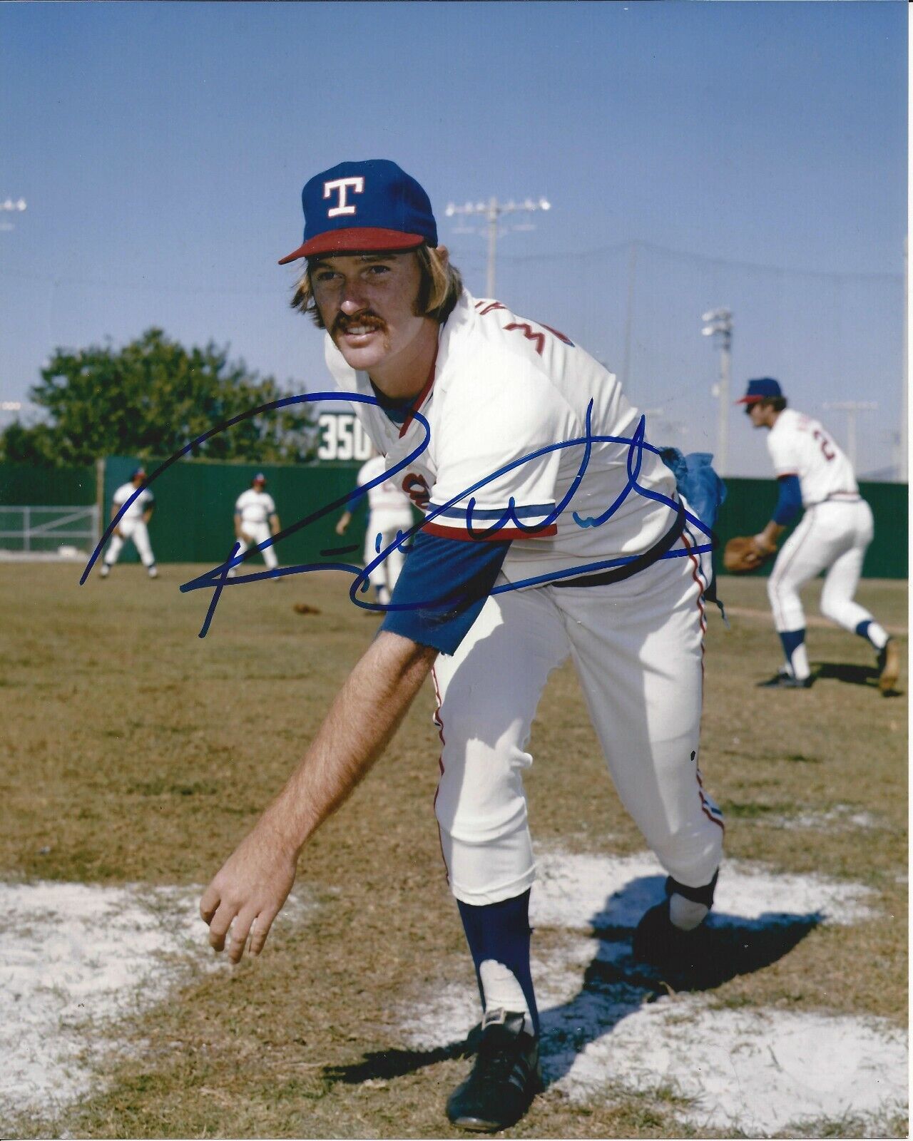 Rick Waits Autographed 8x10 Texas Rangers Topps VaultB610