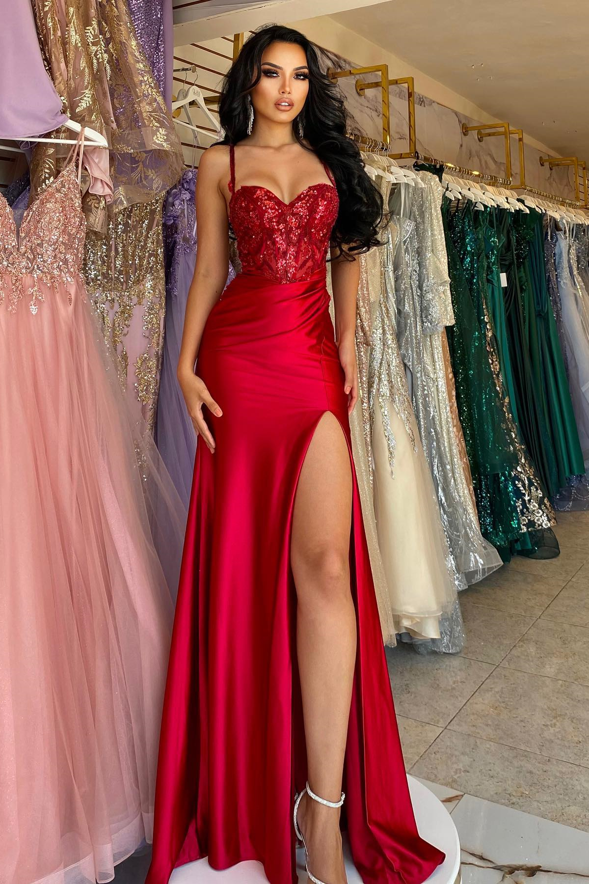 Modern Red Spaghetti-Straps Sleeveless Prom Dress Mermaid Split Long With Sequins - lulusllly