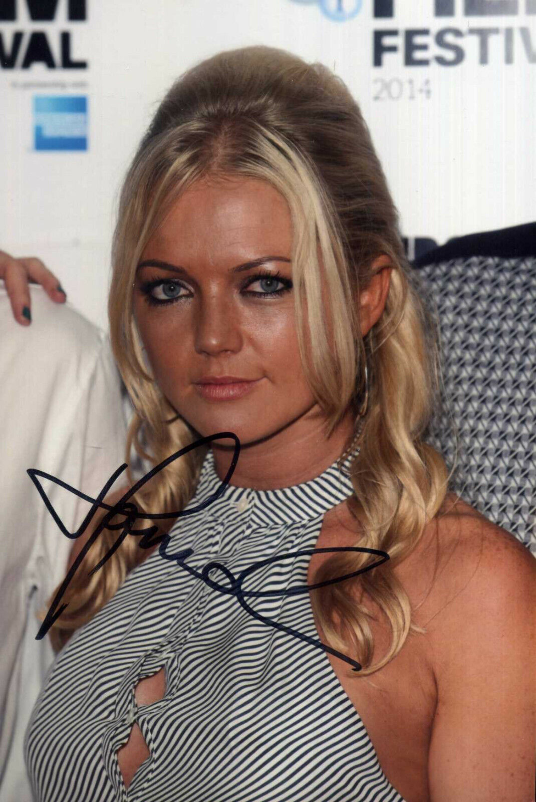 HANNAH SPEARRITT Signed Sexy Photo Poster paintinggraph - Pop Singer / Actress - Preprint