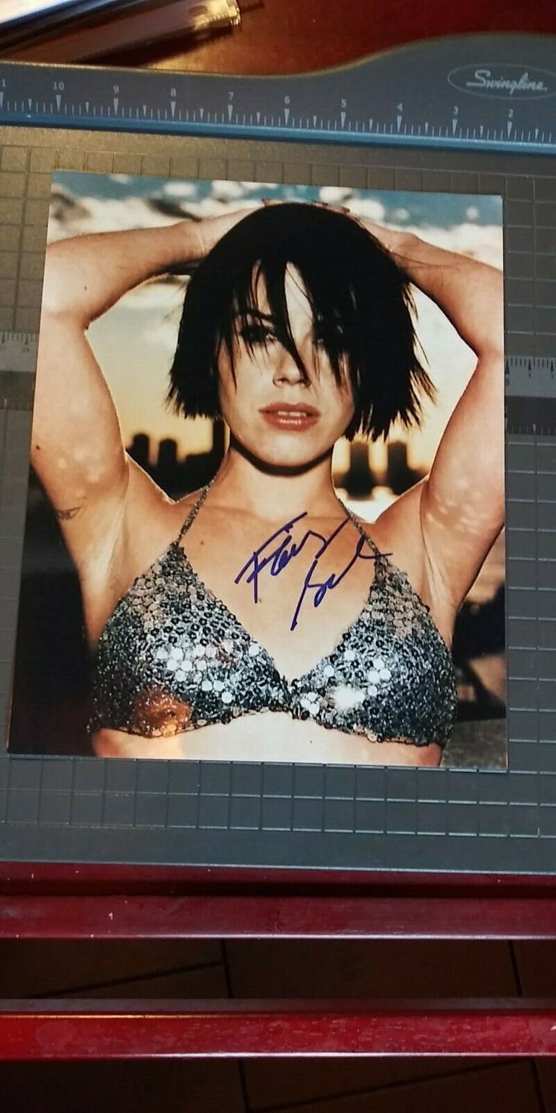 Fairuza Balk signed 8x10