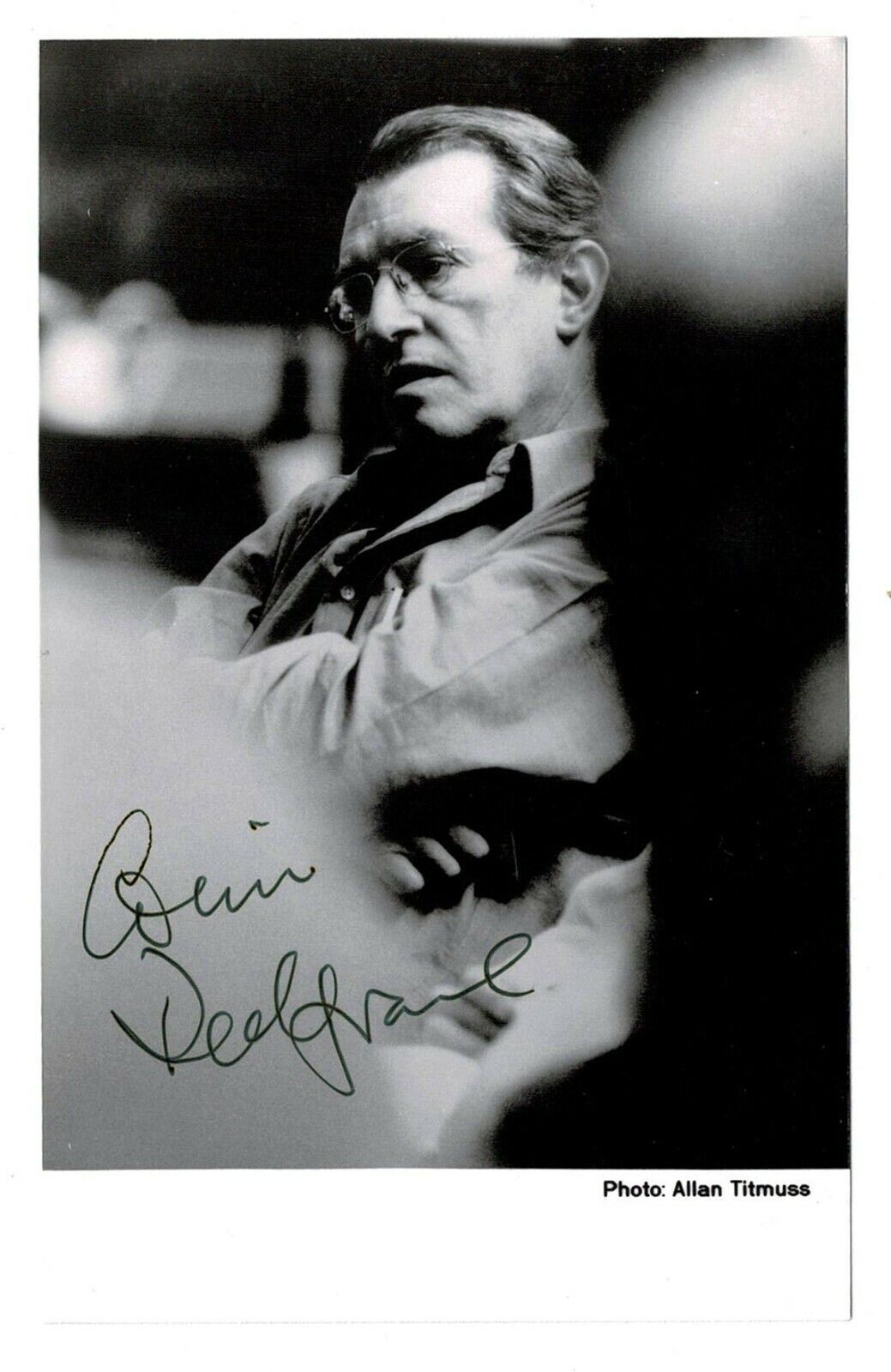 Corin Redgrave signed autographed Photo Poster painting! AMCo! 14680