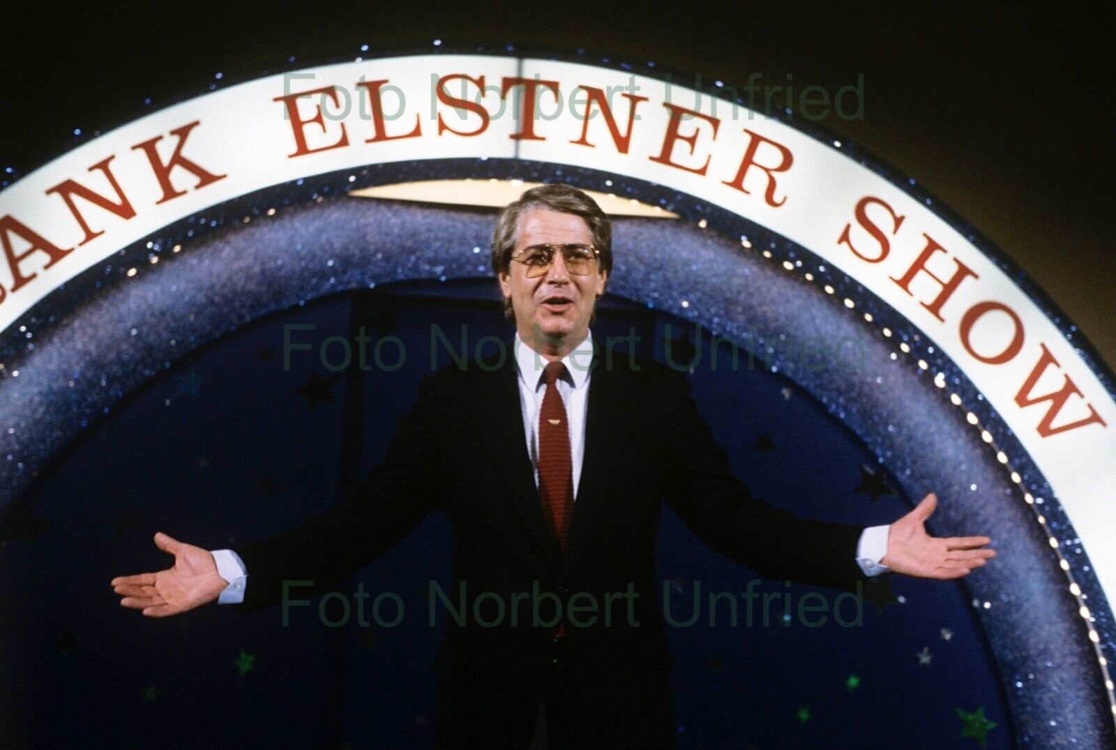 Frank Elstner - TV Moderator - Foto 20 x 30 cm ohne Autogramm (Nr 2-10