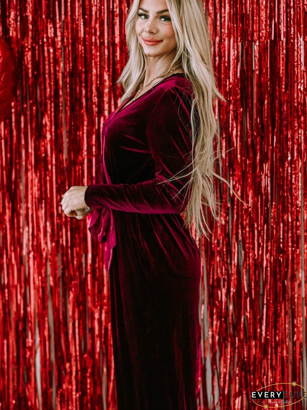 Long Jumpsuit in Velvet: Elegant and Comfortable