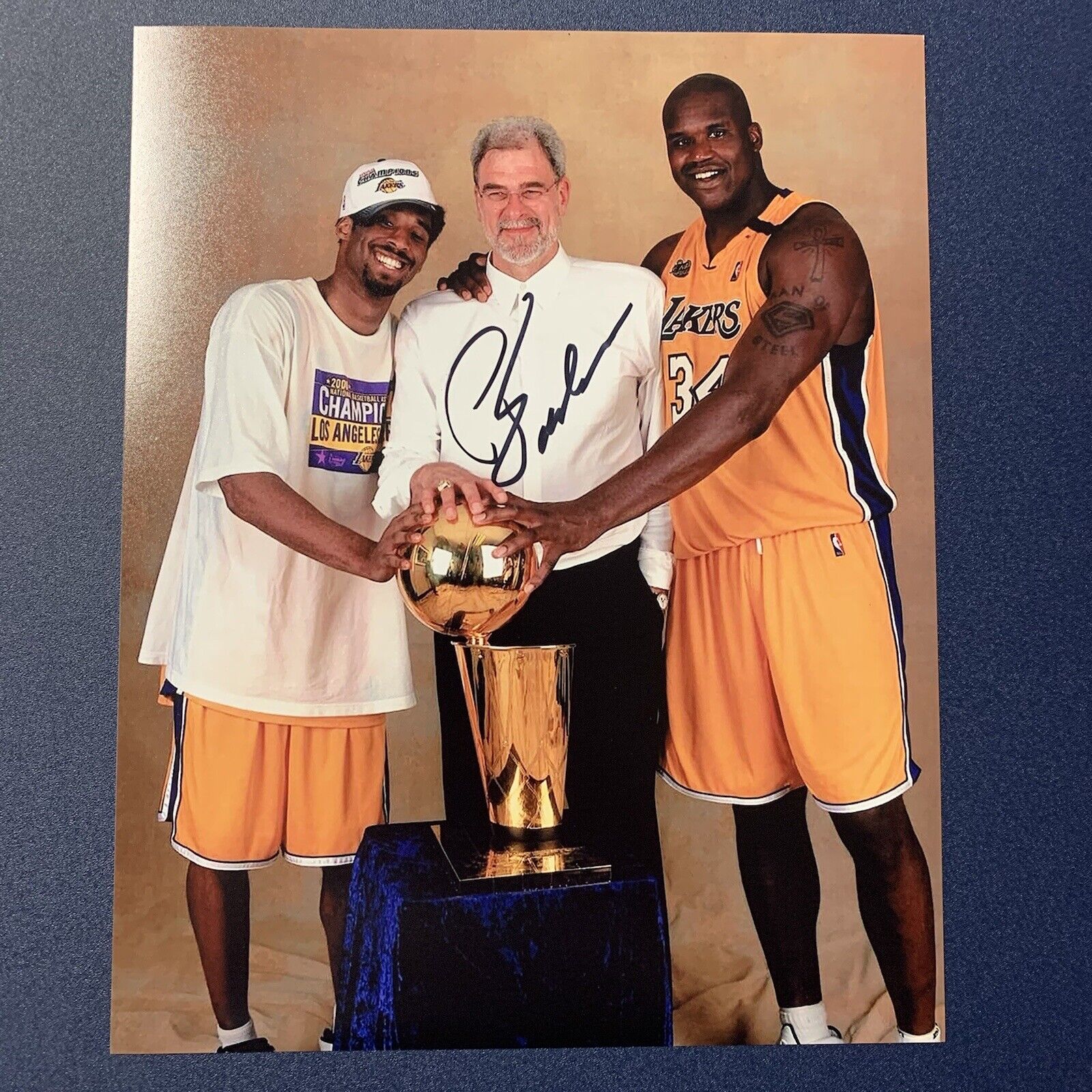 PHIL JACKSON SIGNED 8x10 Photo Poster painting LOS ANGELES LAKERS HEAD COACH KOBE BRYANT COA