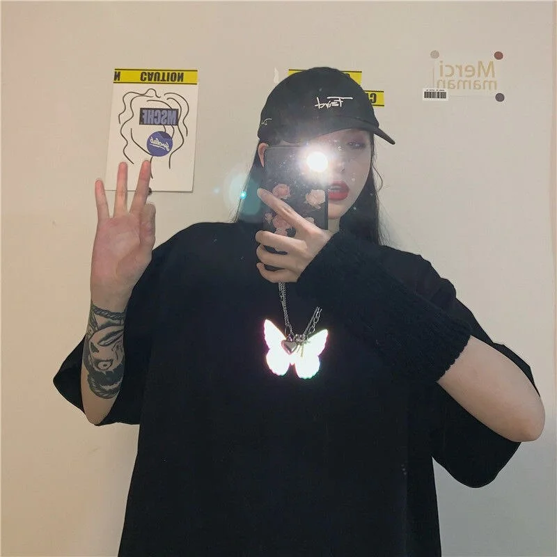 T-shirts Women Short Sleeve Reflective Butterfly Print Crop Tops Couple Brandy Streetwear Chic Casual Loose Fashion Vintage Tees