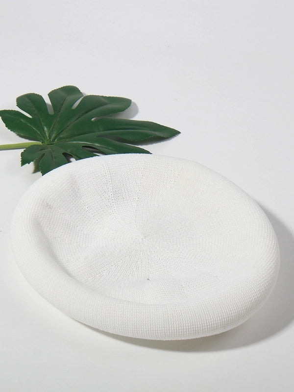 Women’s Retro Solid Color Flat Eaves Beret Hat