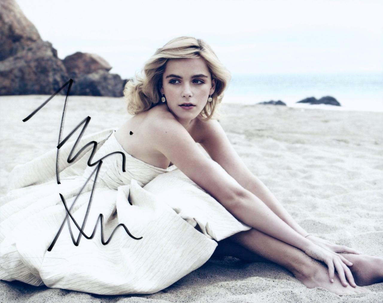 Kiernan Shipka autographed 8x10 Photo Poster painting Really nice signed Photo Poster painting and COA