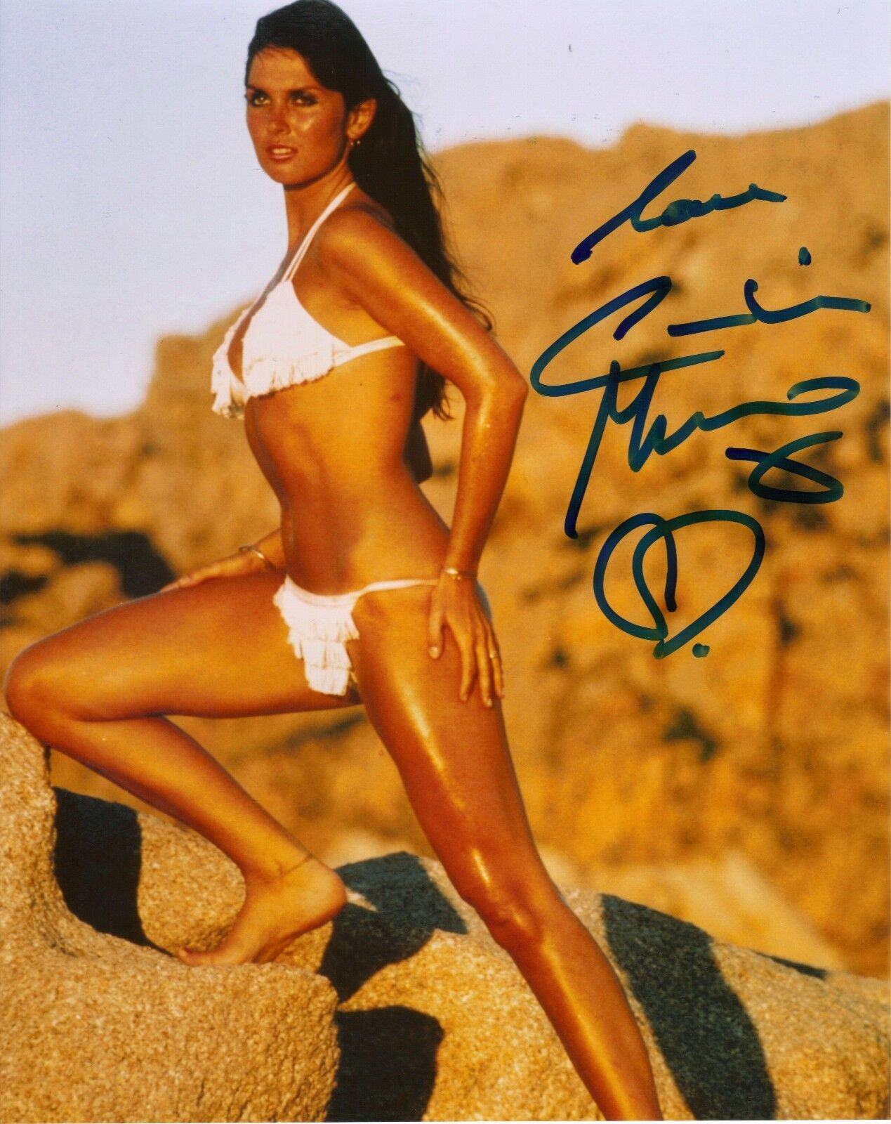 Caroline Munro Signed 8x10 Photo Poster painting - JAMES BOND / HAMMER HORROR / SINBAD BABE #22