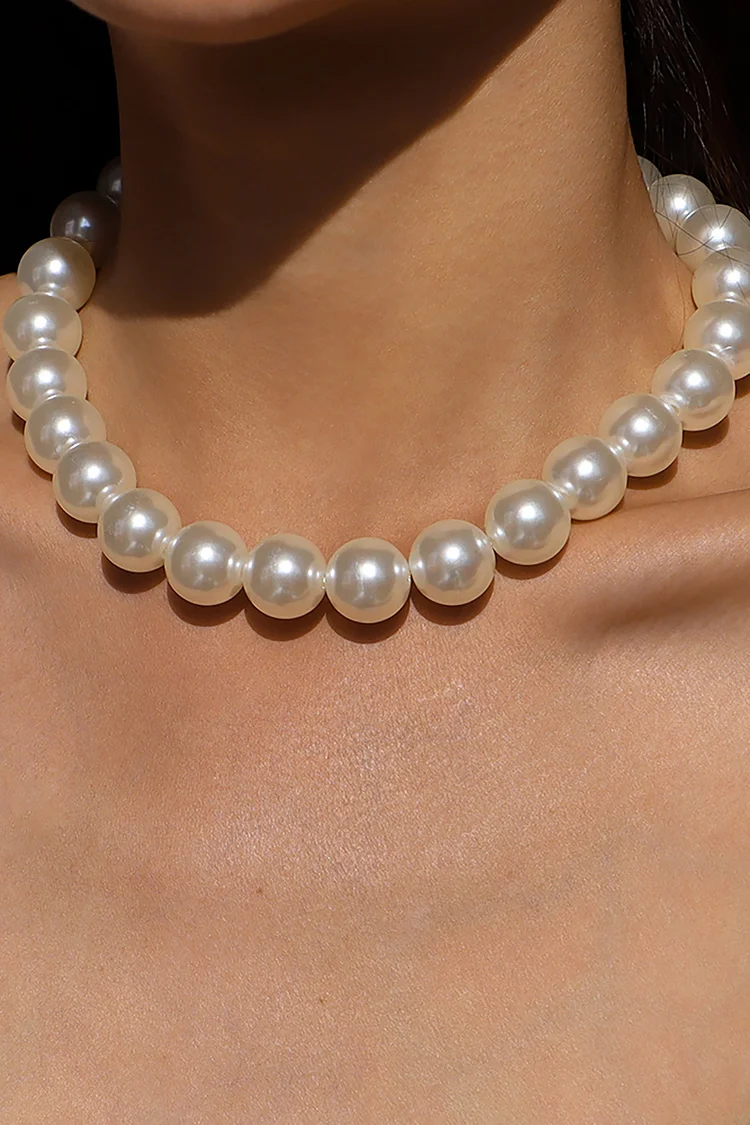 Elegant Simple Pearl Geometric Necklace
