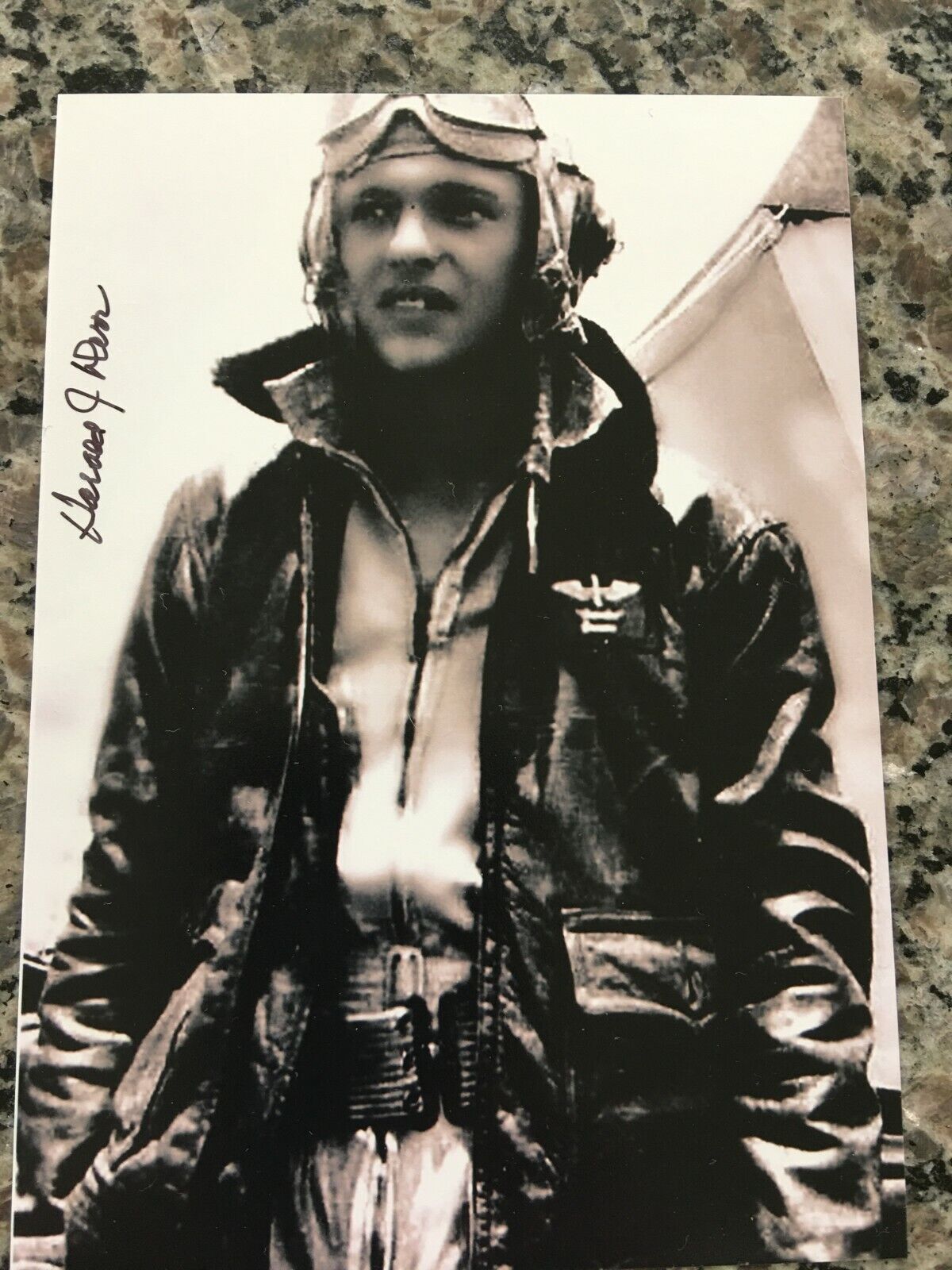 HAROLD DERR TORPEDO SQDN 232 AVENGER BOMBER TURRET GUNNER DFC SIGNED Photo Poster painting