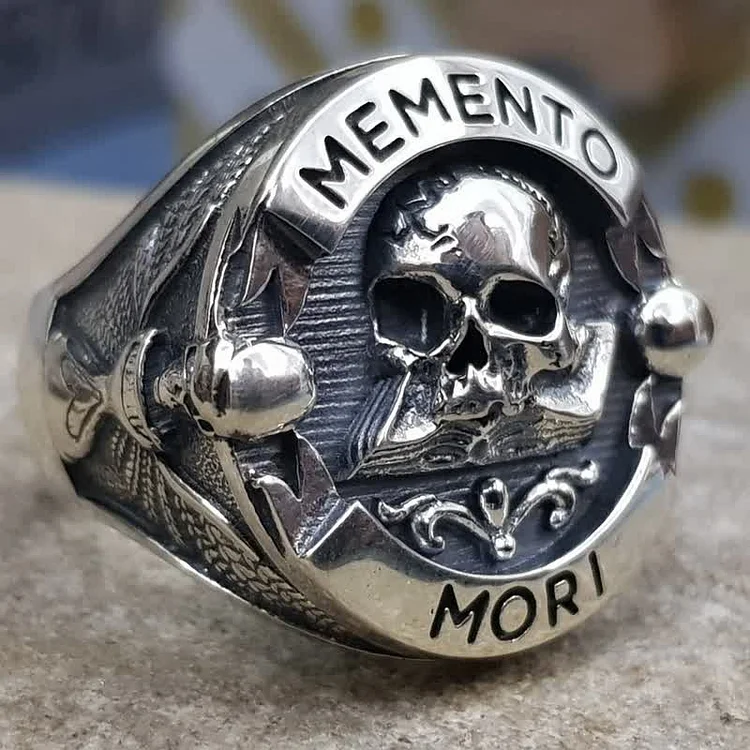 The Memento Mori Signet Ring 