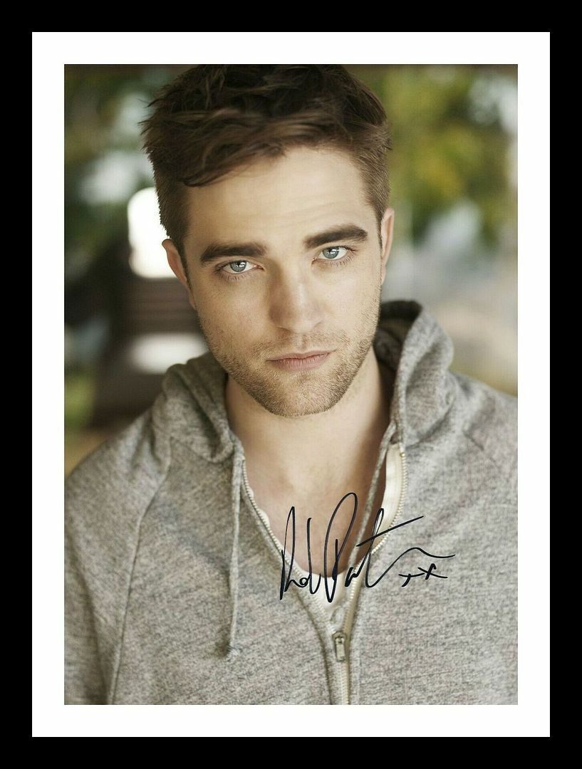 Robert Pattinson Autograph Signed & Framed Photo Poster painting 2