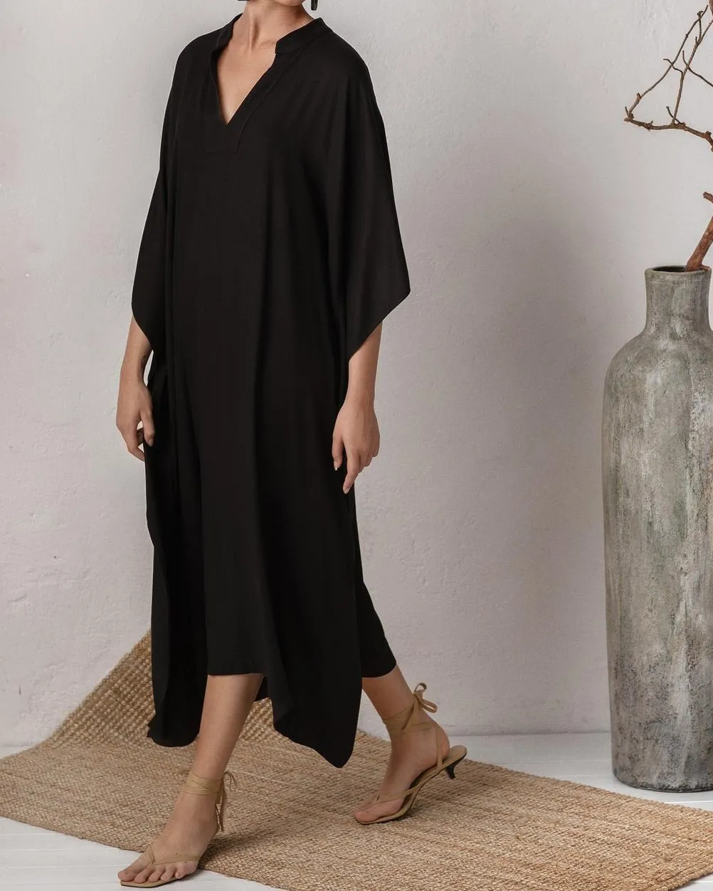 V Neck Short Sleeve Solid Color Loose Maxi Dress