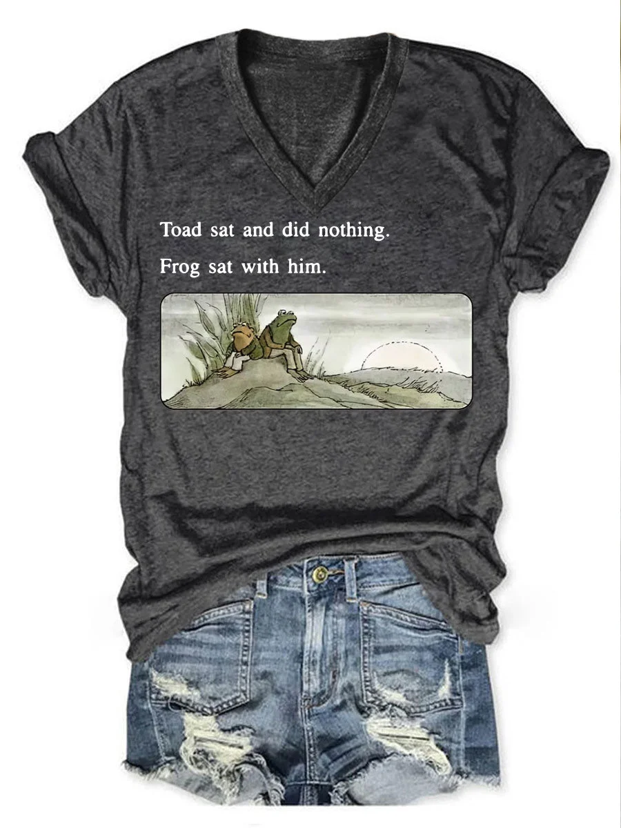 Toad And Frog V-neck T-shirt