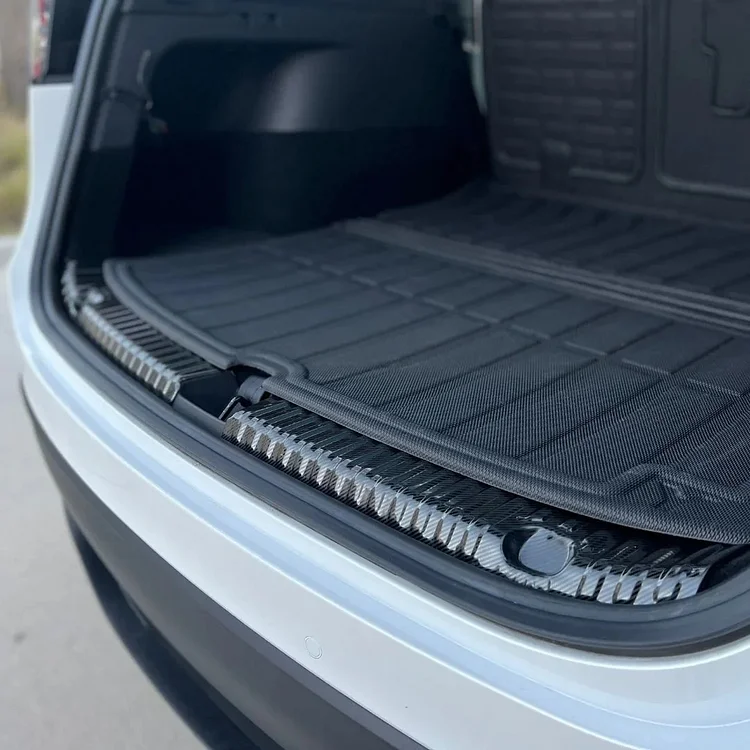 Trunk Sill Protectors for Model Y