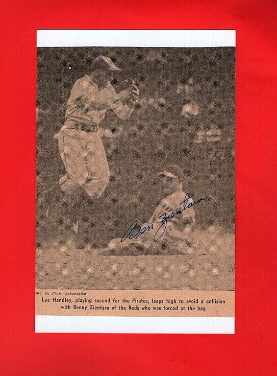 1947 BEN ZIENTARE-CINCINNATI REDS AUTOGRAPHED VINTAGE ACTION Photo Poster painting-d.1985