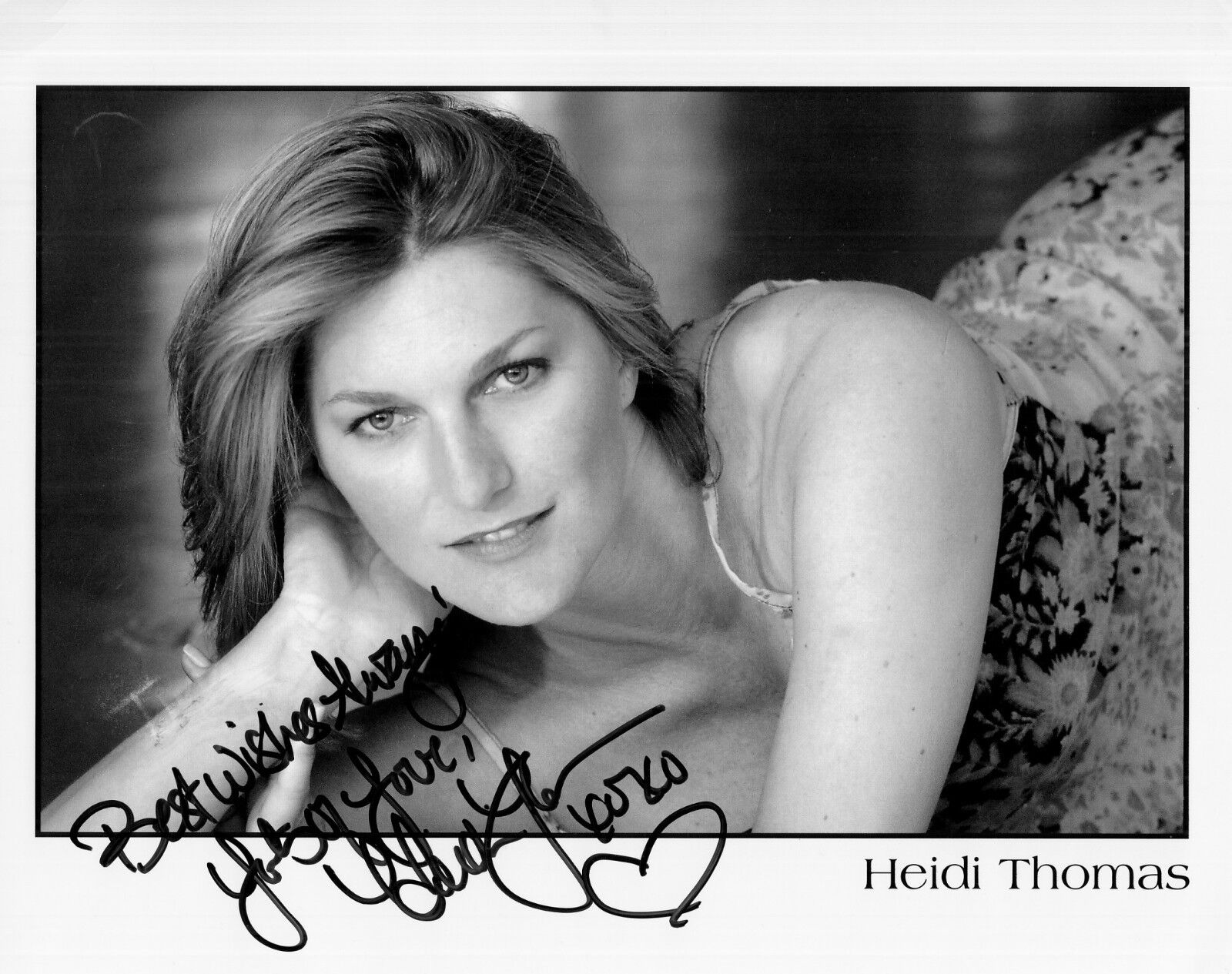 HEIDI THOMAS hand-signed FANTASTIC YOUNG 8x10 CLOSEUP portrait w/ UACC RD COA