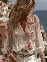 Women's Floral Embroidery Long-sleeved Linen Blend T-shirt