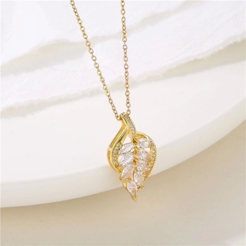 Shiny Angel Peacock Butterfly Stainless Steel Titanium Steel Inlay Zircon 18k Gold Plated Pendant Necklace