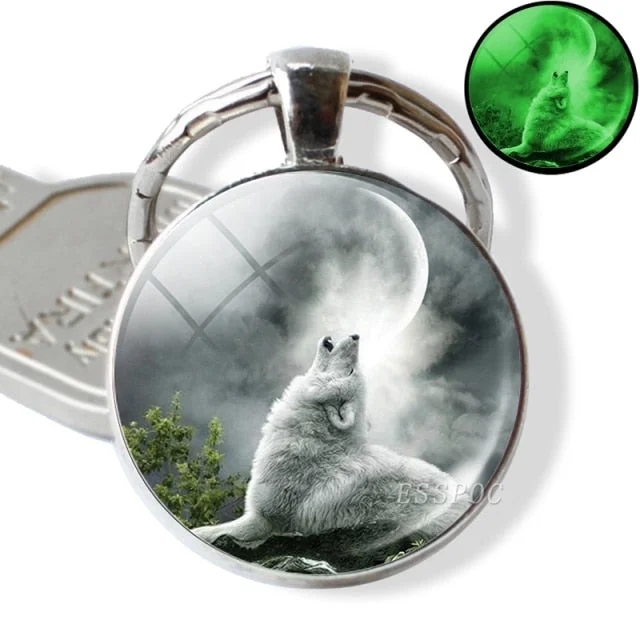 Buzzdaisy Luminous Glow In The Dark Wolf Key Chain Key Rings Holder