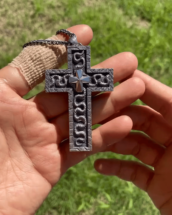 Exquisite Silver Cross Pendant