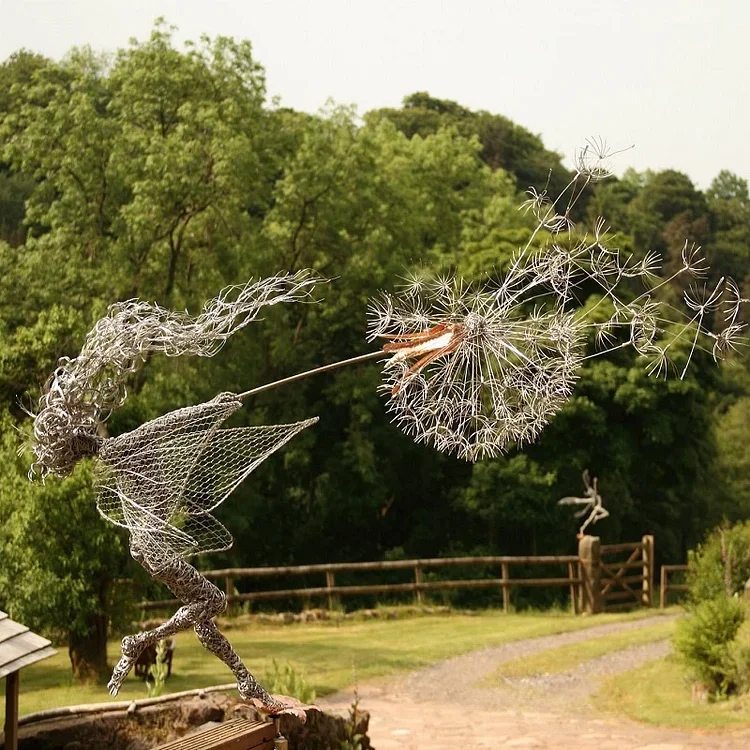 Wayne Wallace 🧚Wonderland-like Winter Garden Decoration