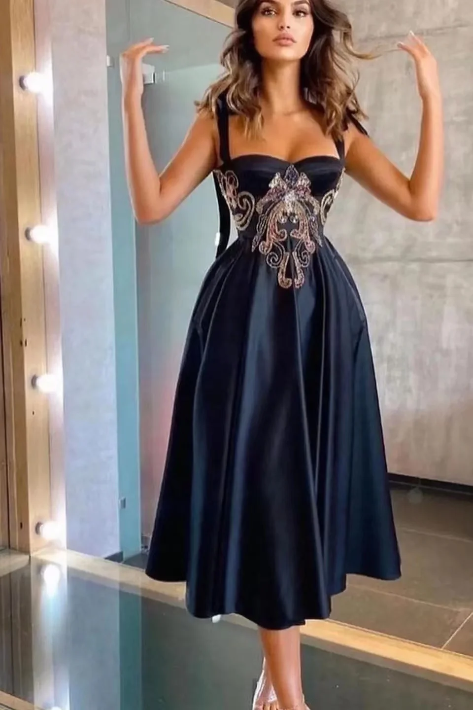 Miabel Elegant A-Line Evening Dress Straps With Appliques
