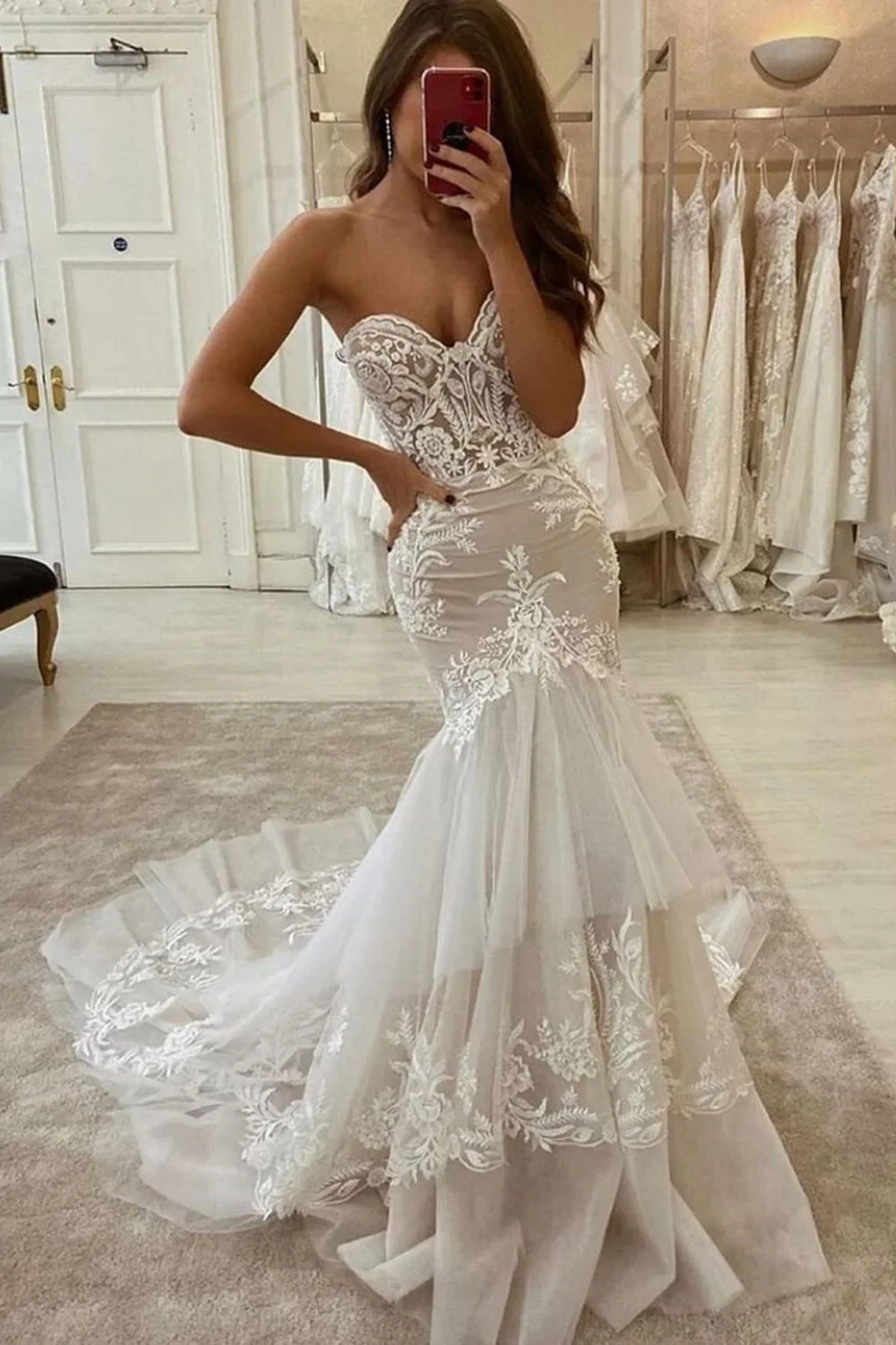 Luluslly Charming Sweetheart Mermaid Ruffles Tulle Wedding Dress Lace Appliques