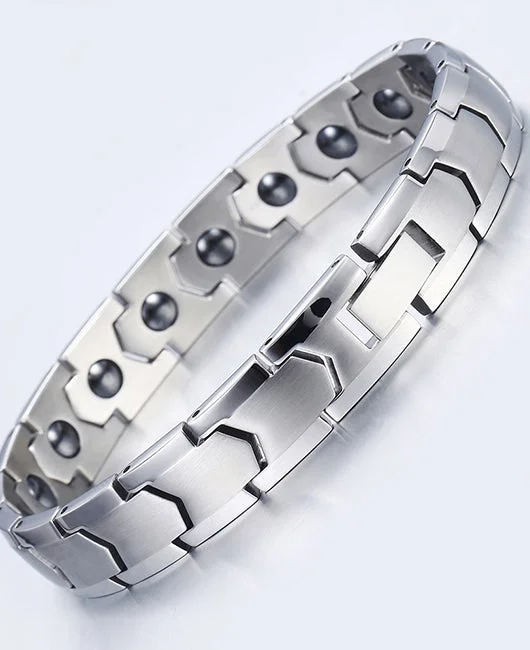 Minimalist Multicolor Stainless Steel Magnet Bracelet Okaywear