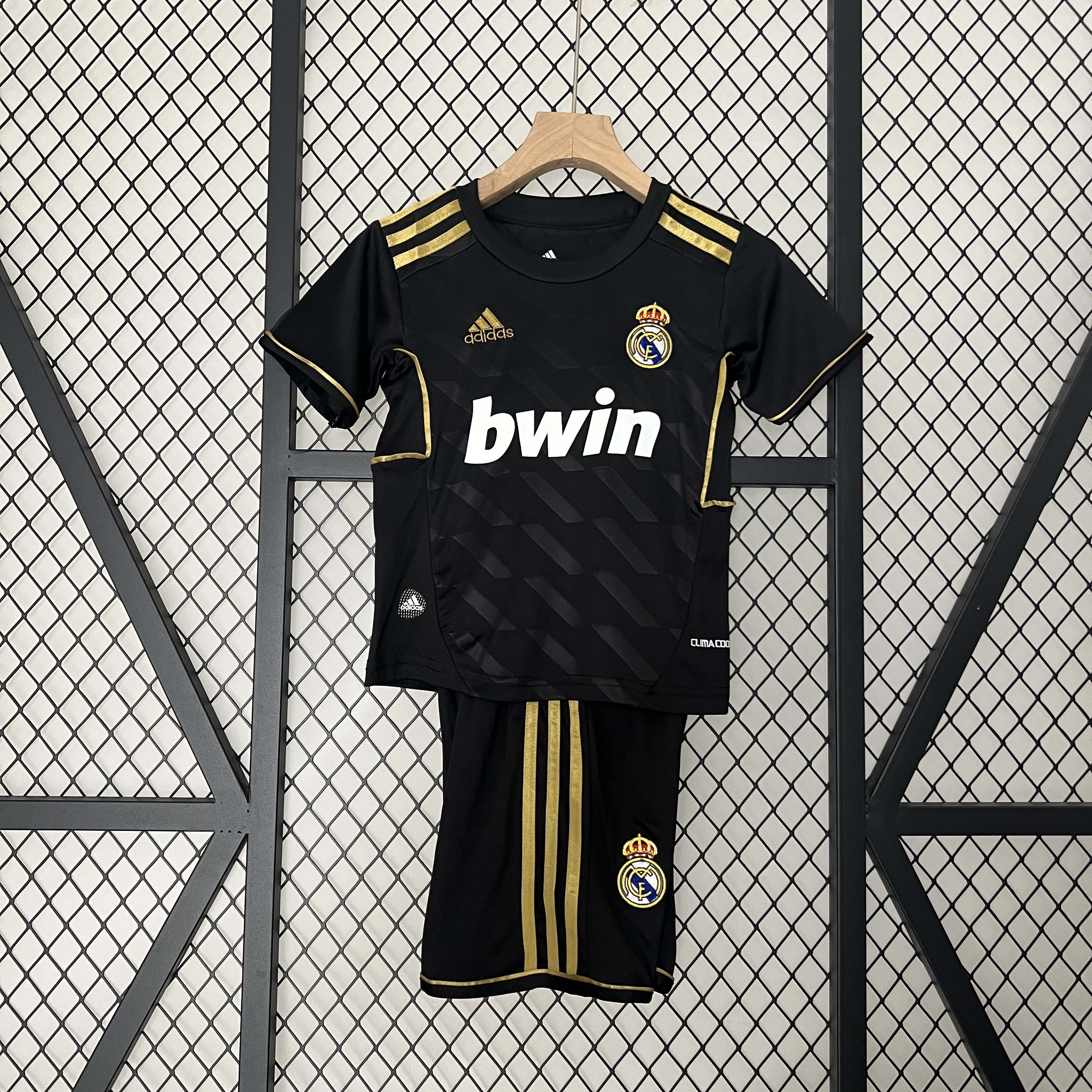 2011-2012 Retro kids Real Madrid Away Football Shirt 1:1 Thai Quality
