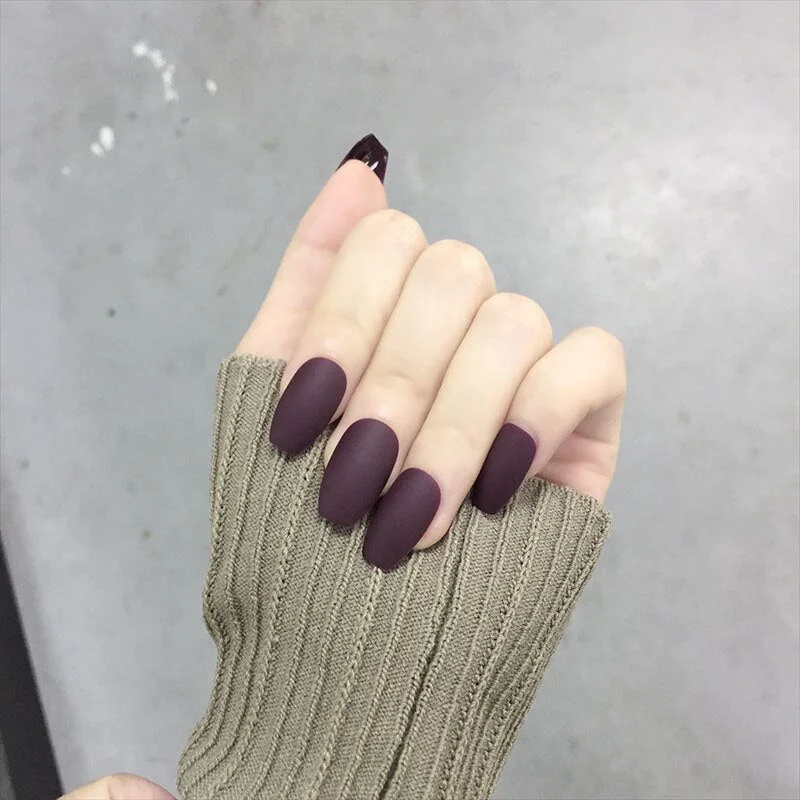 24Pcs Europe and the United State Beam ballerina fake press on nails Long Round Head Khaki matt fake nails with glue for girls-Nail Inspo