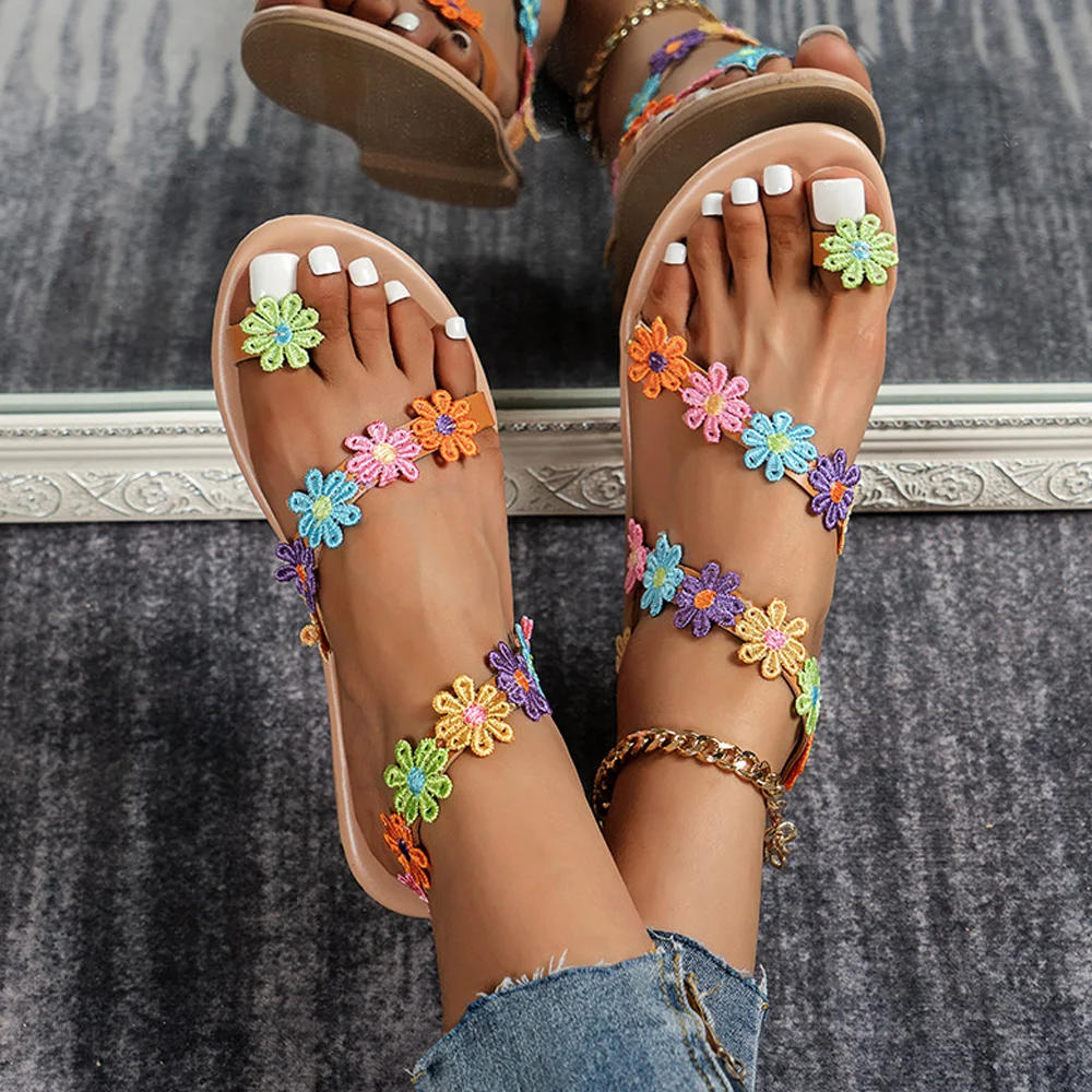 Smiledeer New flat sandals with word flower