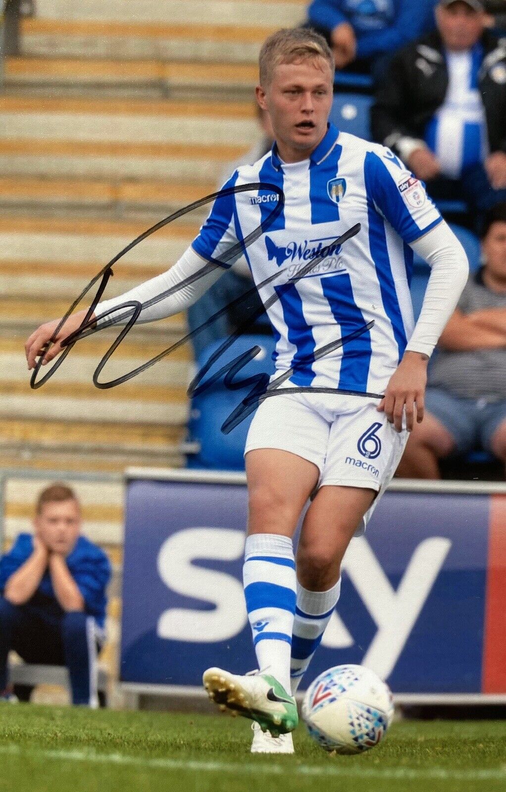 Frankie Kent Genuine Hand Signed 6X4 Colchester United Photo Poster painting 3