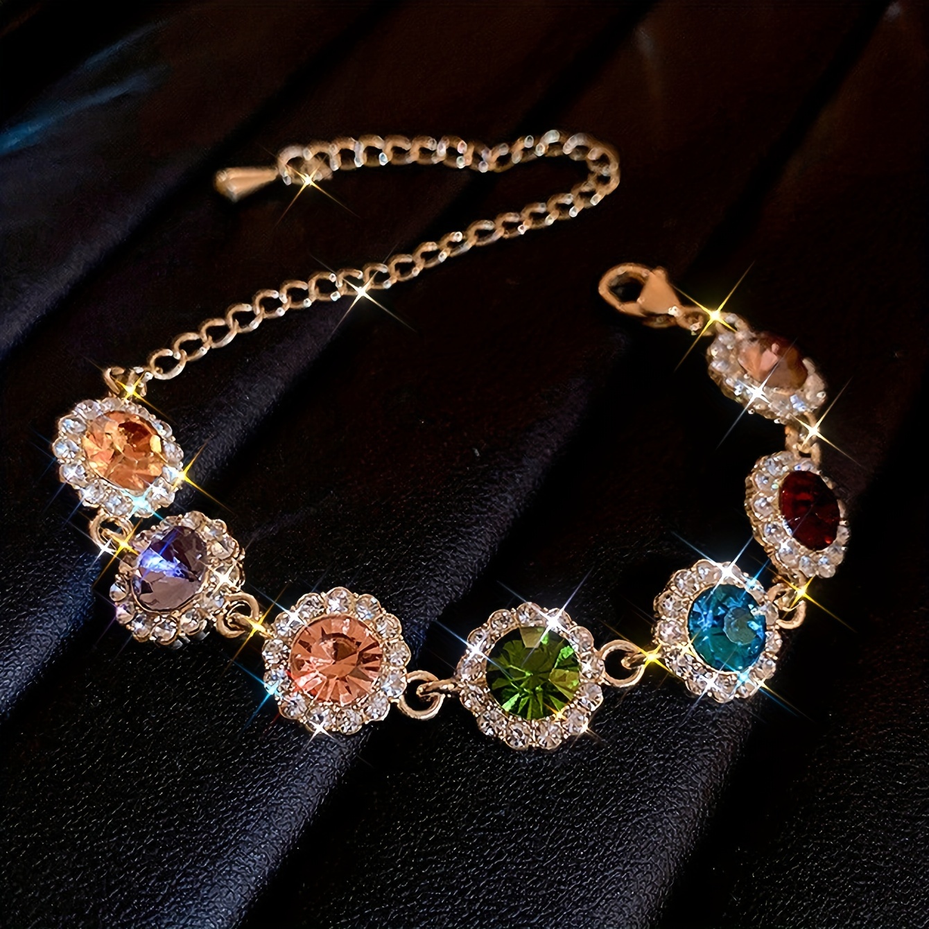 1 Pc Sparkling Round Rhinestones Inlaid Bracelet Zinc Alloy Jewelry Elegant Luxury Style For Women Wedding Hand Chain