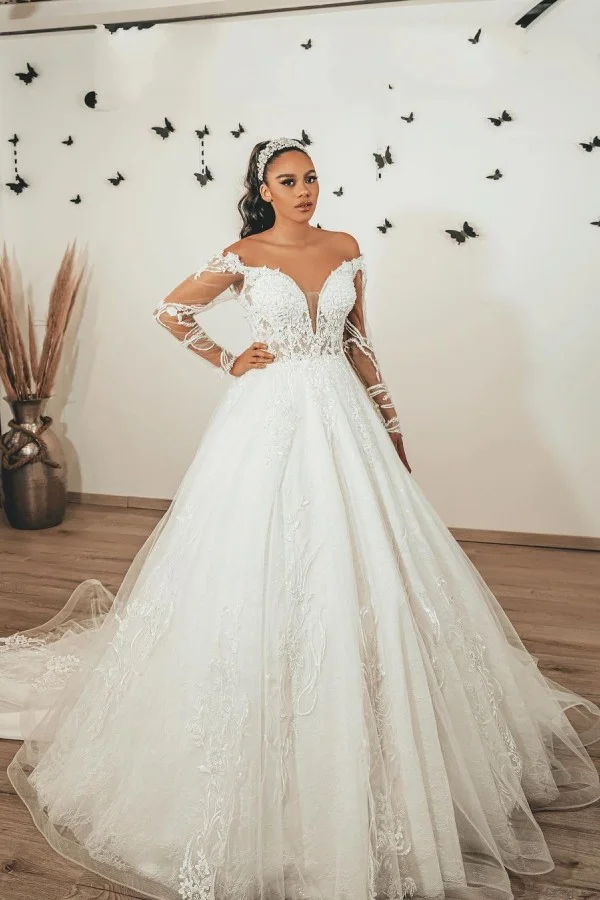 Daisda Classy A-Line Sweetheart Long Sleeves Floor-length Wedding Dress Tulle With Appliques Lace 