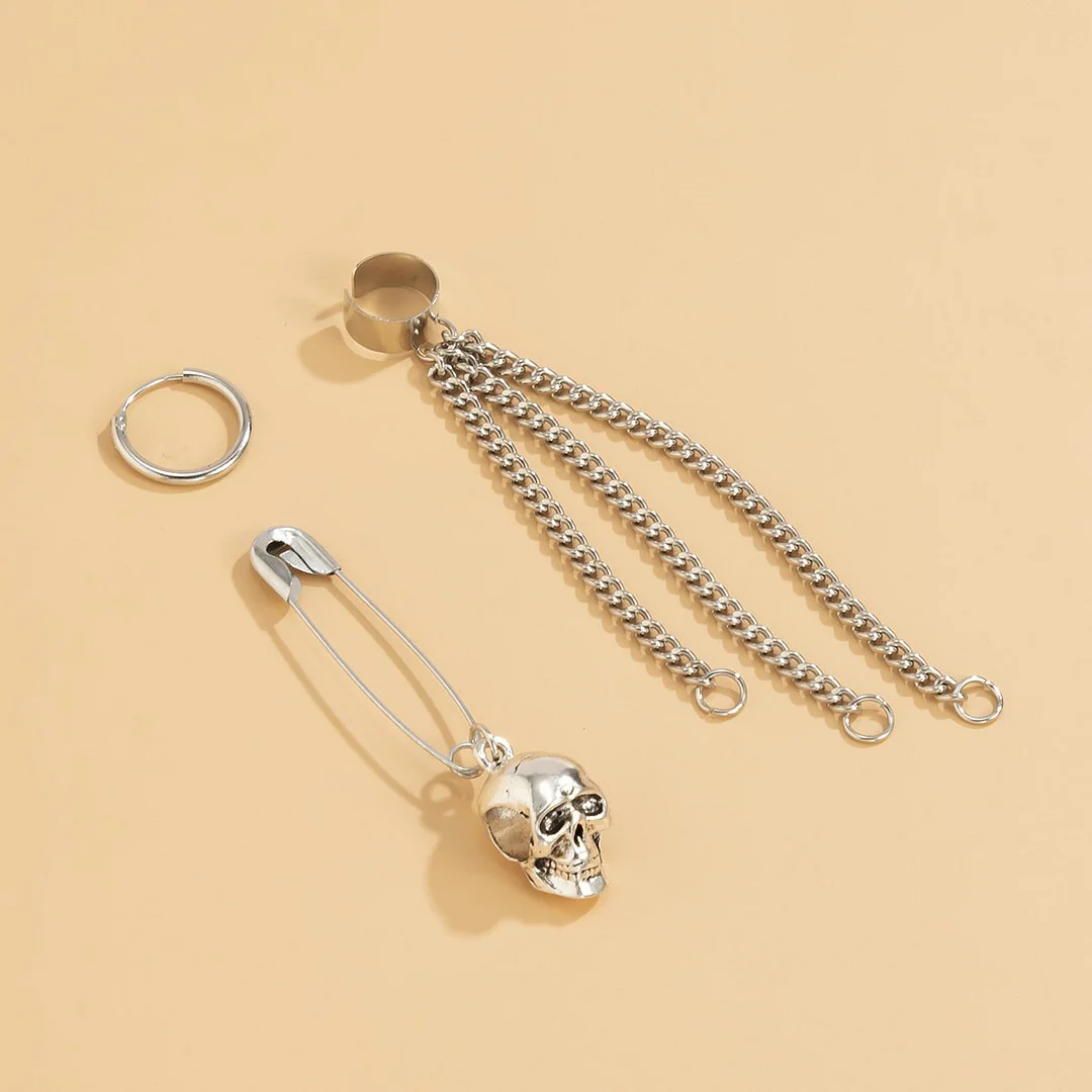Skull earring