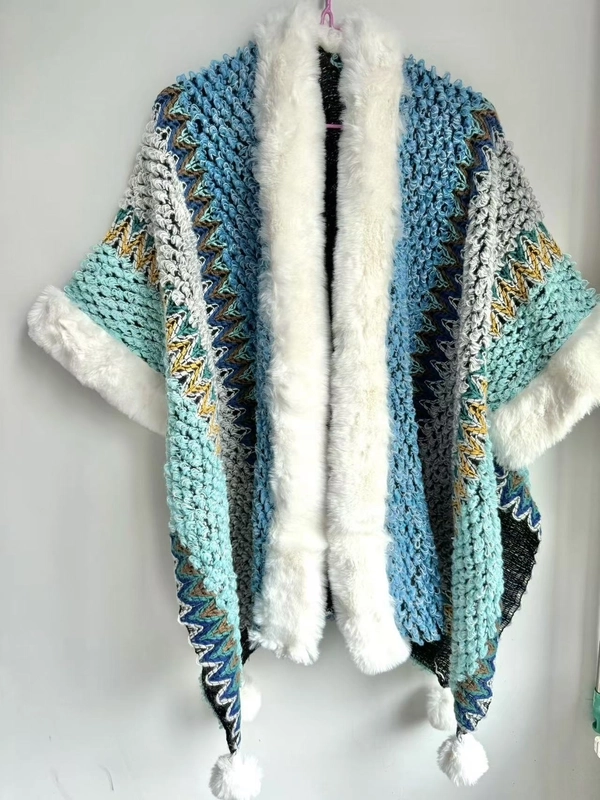 Women’s Minimalist Classic Style Color Block Knit Patchwork Shawl