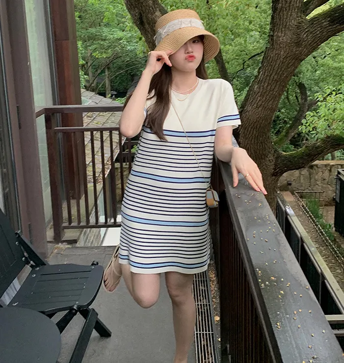 Uveng Uveng Summer New Striped Knitted Temperament Sexy Knitted Ice Silk Cover Head Short Sleeve Splicing Dress Woman Trend