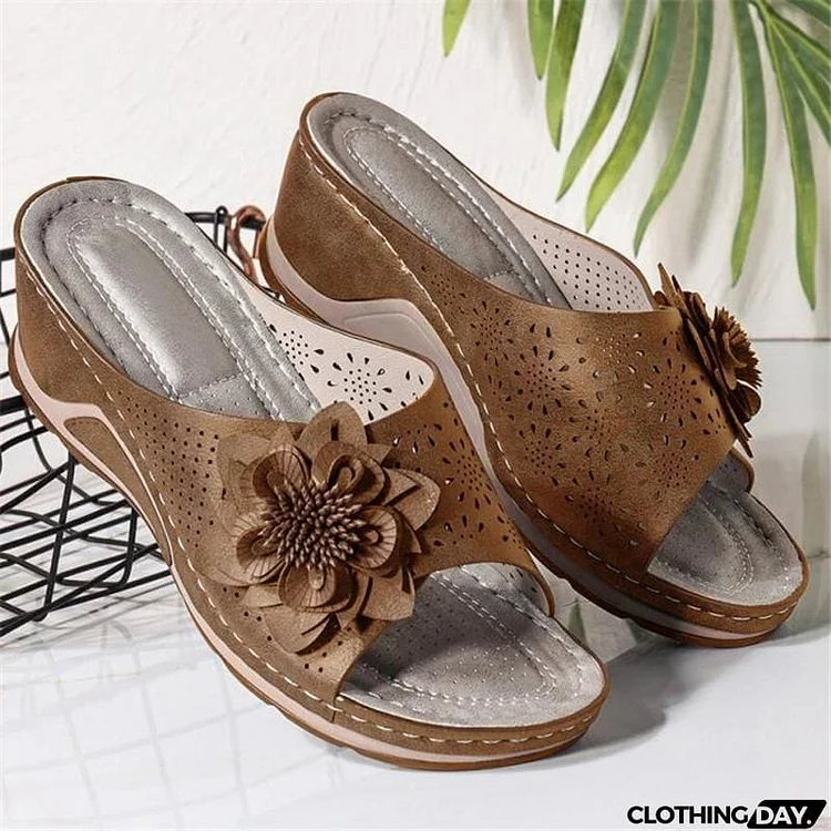 Women's Cute Soft Footbed Floral Deco Cutout Non-Slip Wedge Slippers