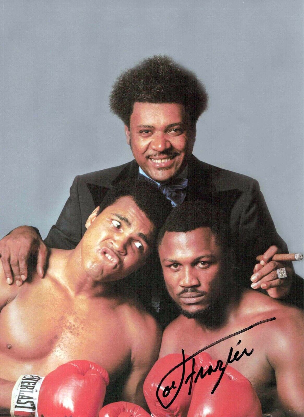 Smokin Joe FRAZIER Signed Autograph Boxer Rare Boxing Photo Poster painting AFTAL RD COA