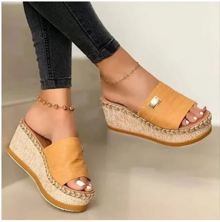 Women Sandals Heeled Slippers Ethnic Flower Sandals Female Summer Shoes Casual Beach Shoes Flip Flop Chaussures Femme Platform