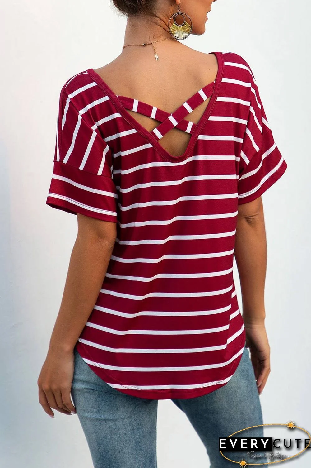 Striped Knot Hem Scoop T-shirt