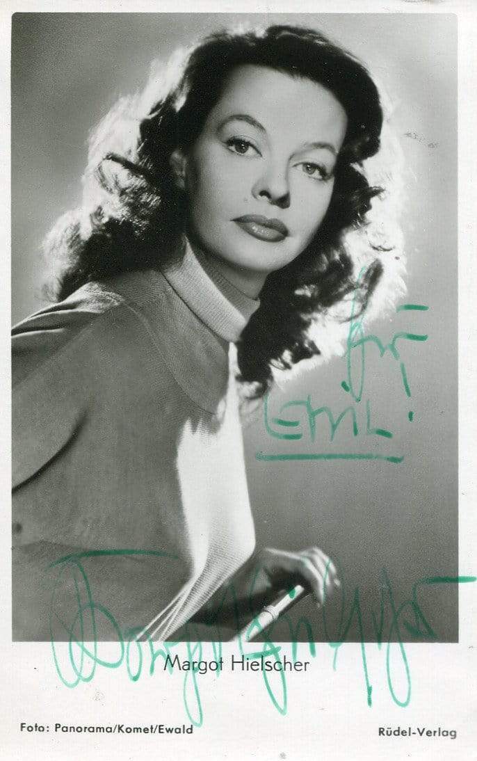 Margot Hielscher (+) ACTRESS and SINGER autograph, signed Photo Poster painting