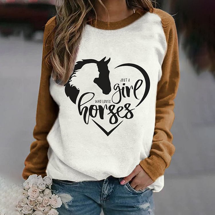 VChics Western Girls And Horses Printed Round Neck Sweatshirt