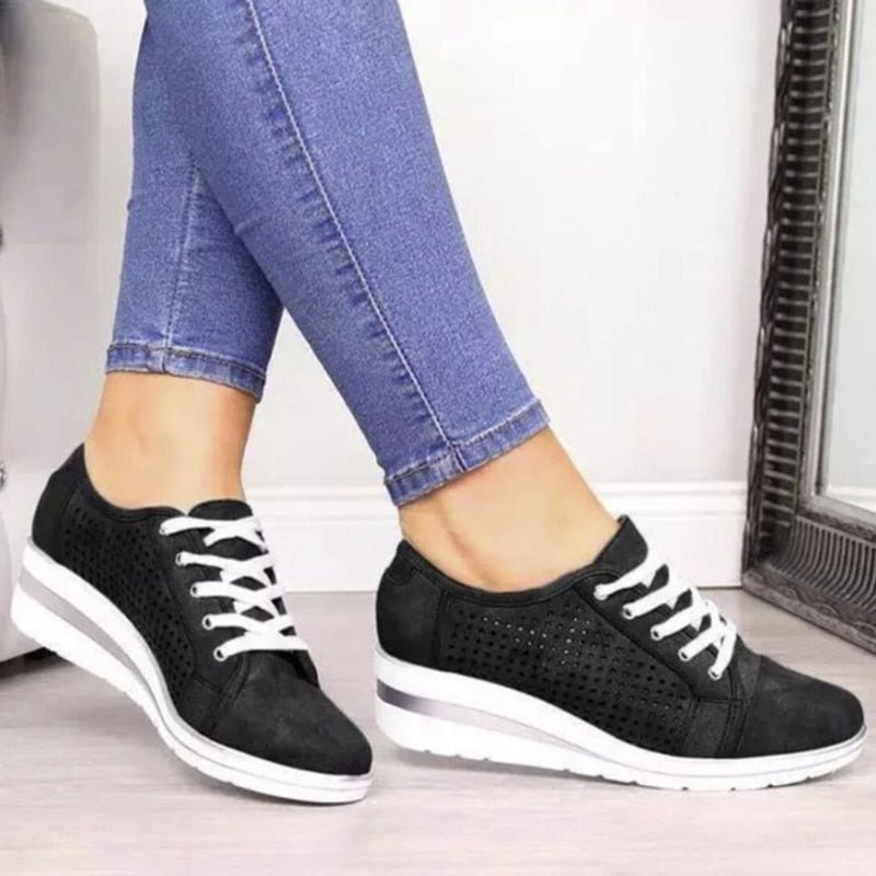 Women Flats Shoes Female Hollow Breathable Mesh Casual Ladies Shoes For Slip On Flats Loafers Lace Up Shoes Woman Beach Tenis