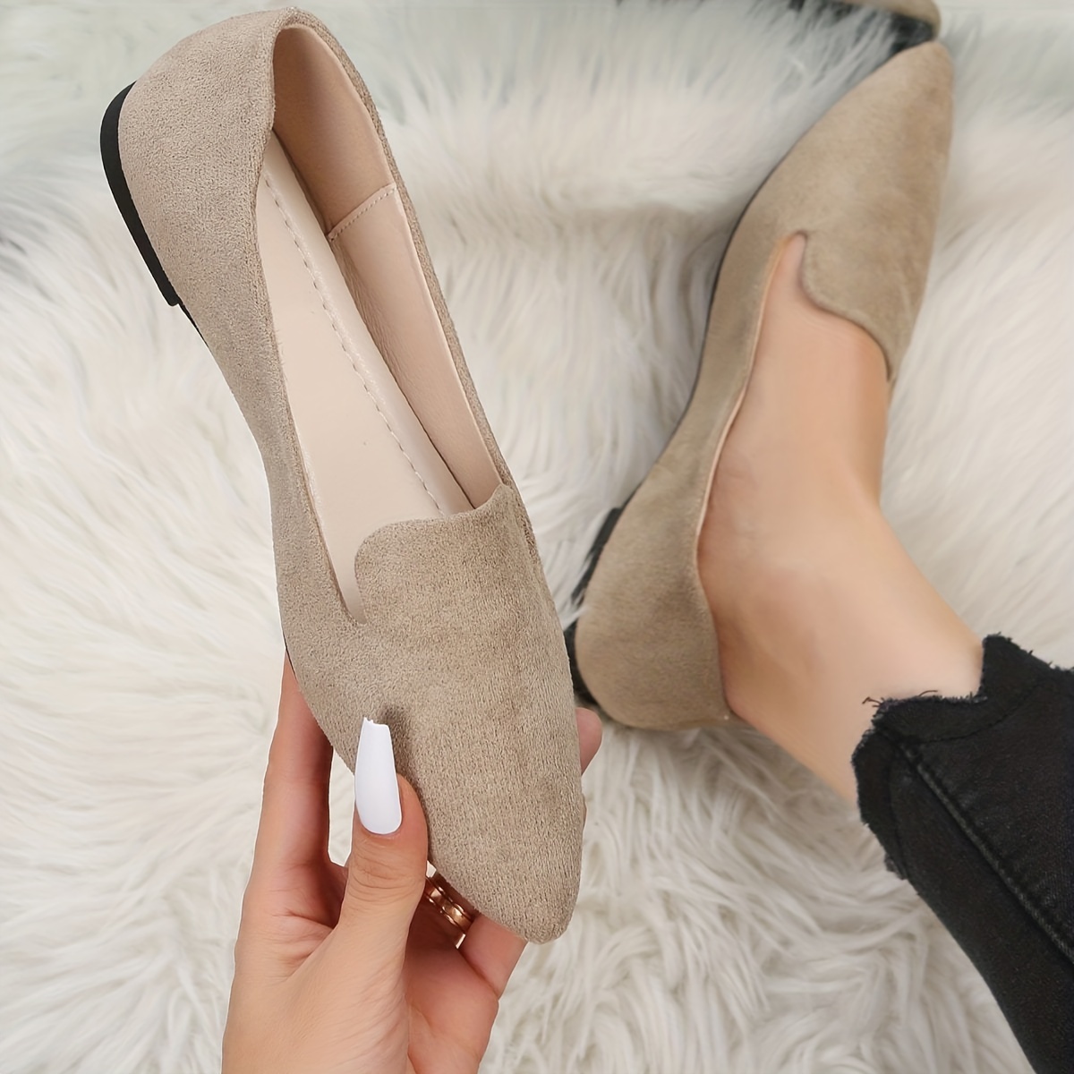 Women's Solid Color Flat Shoes Elegant Point Toe Work Shoes