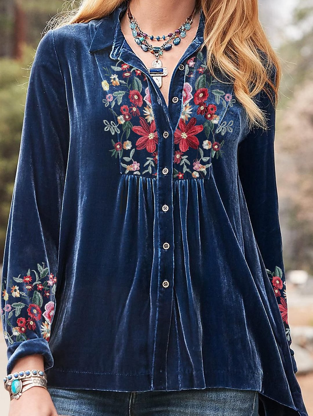 Casual Embroidered Floral Velvet  Blouse