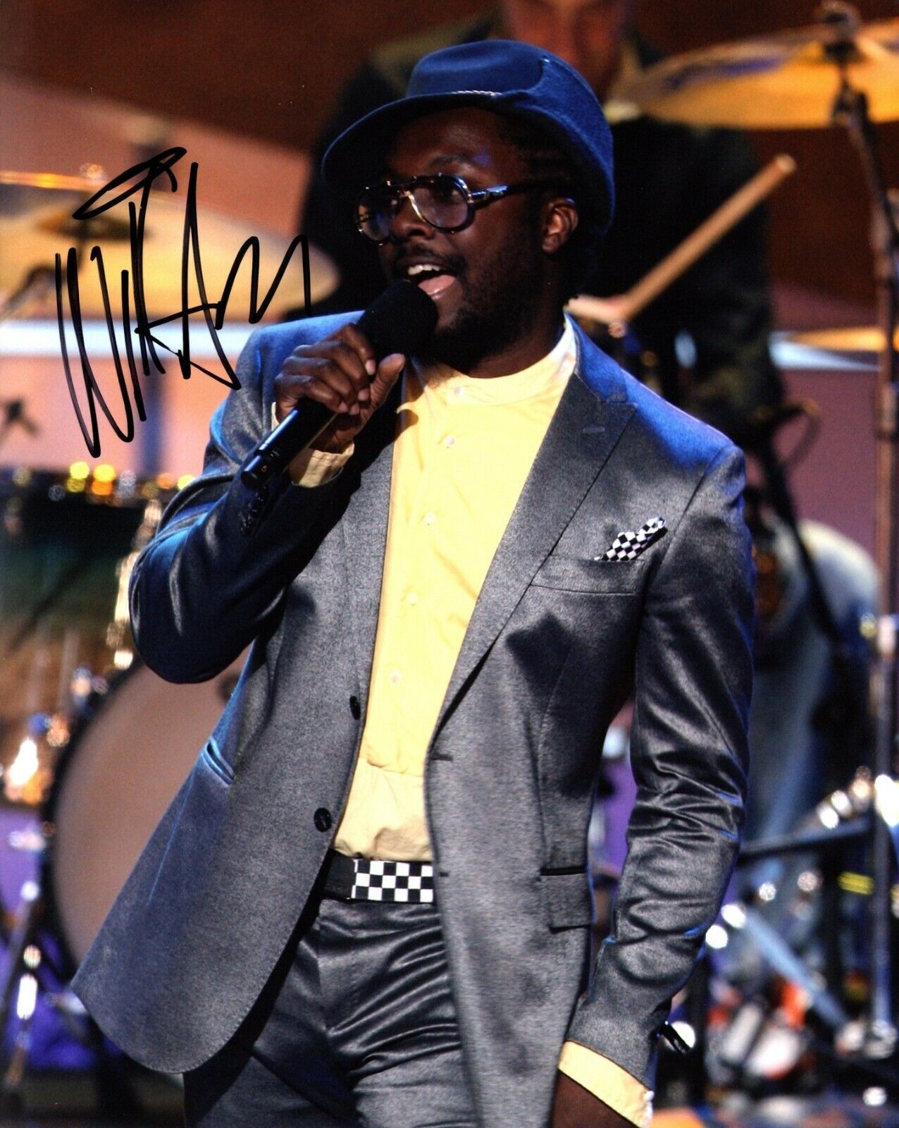 Black Eyed Peas - Will I Am will.i.am Signed Autographed Rapper 8x10 inch Photo Poster painting