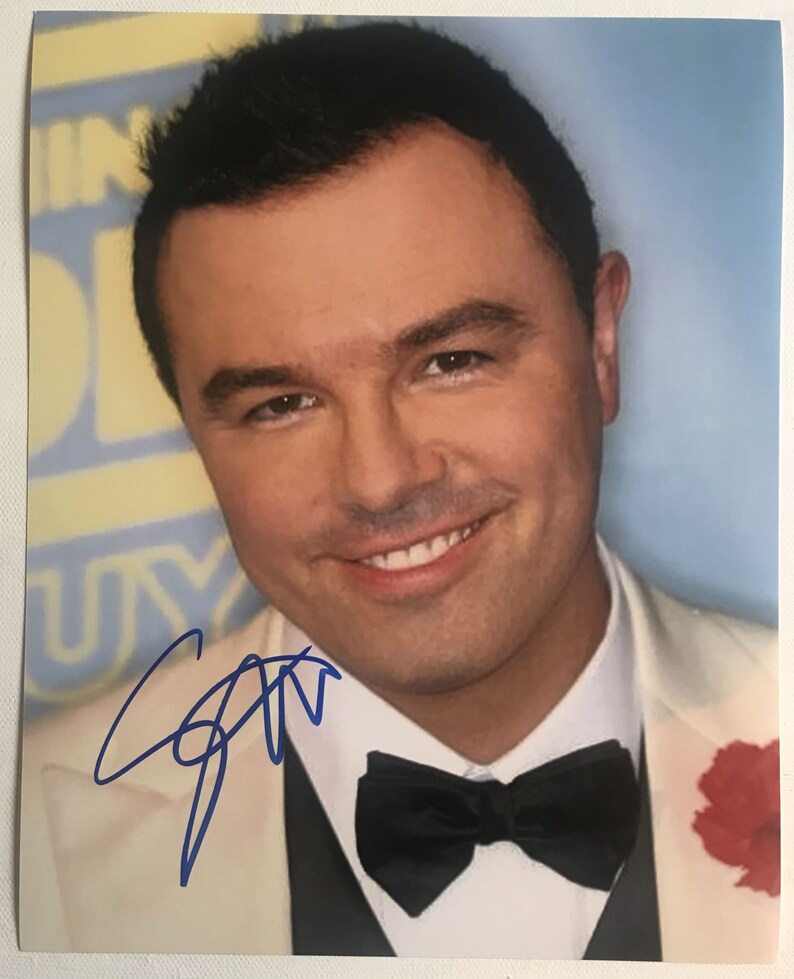 Seth MacFarlane Signed Autographed Glossy 8x10 Photo Poster painting - COA Matching Holograms